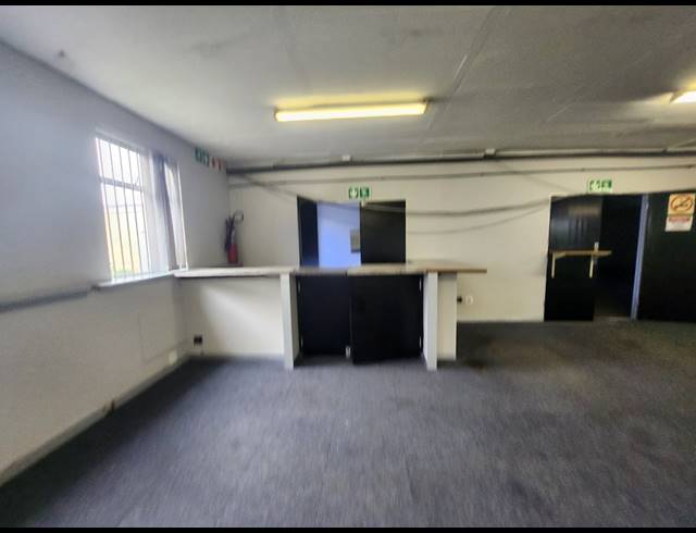 2,423M² OFFICE TO LET IN RANDJESPARK